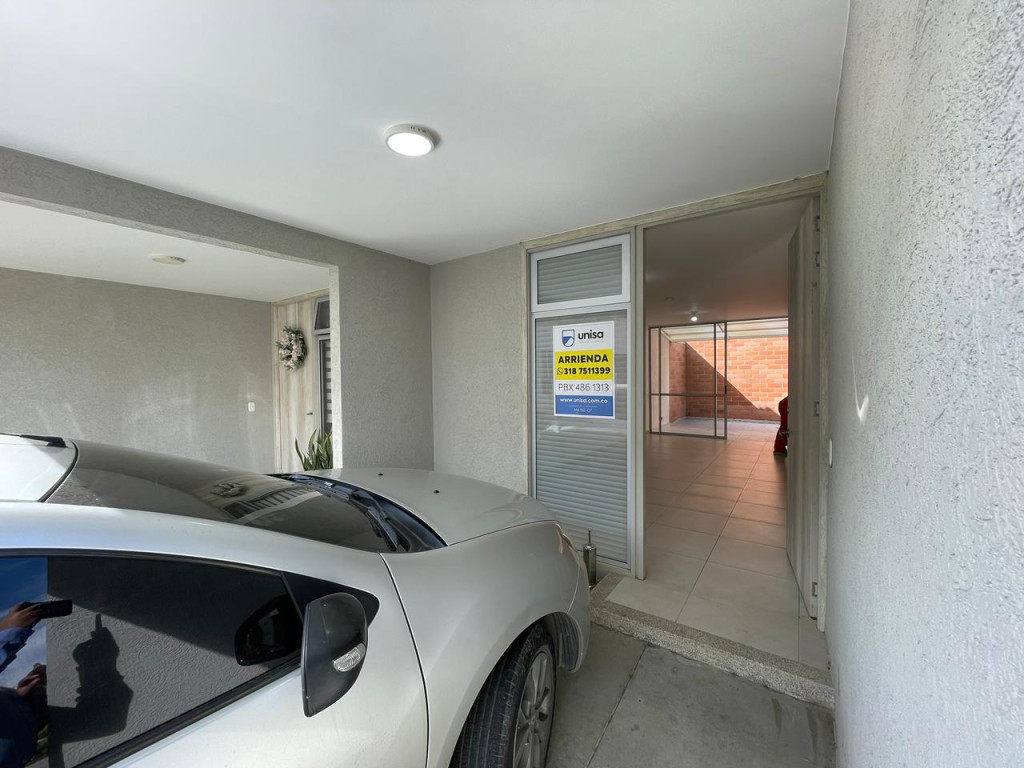 Casa En Arriendo - Ciudad Country, Jamundí