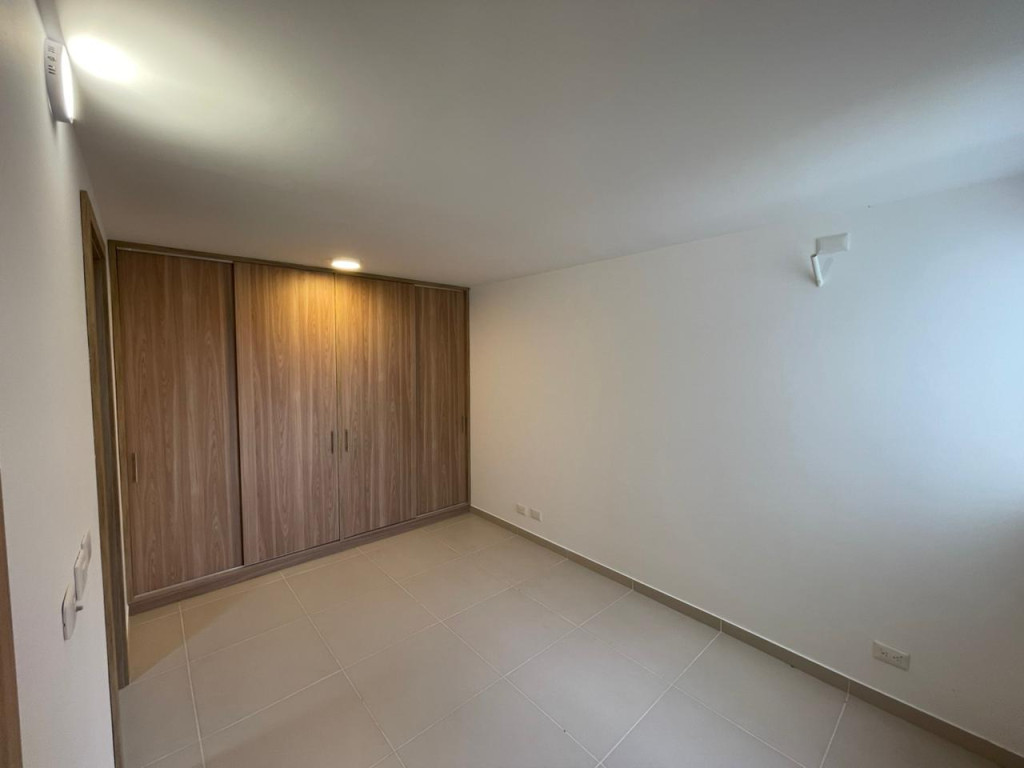 Apartamento En Arriendo - El Vivero, Cali
