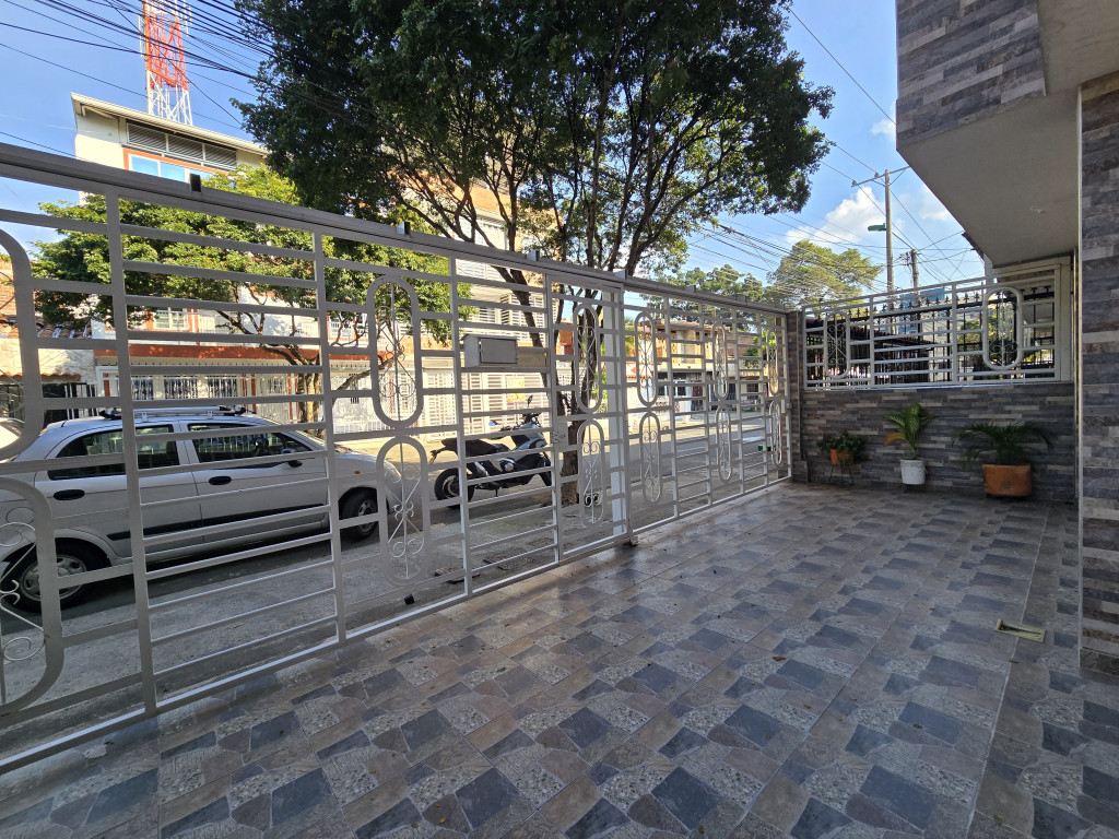 Edificio En Venta - Camino Real - Joaquín Borrero, Cali