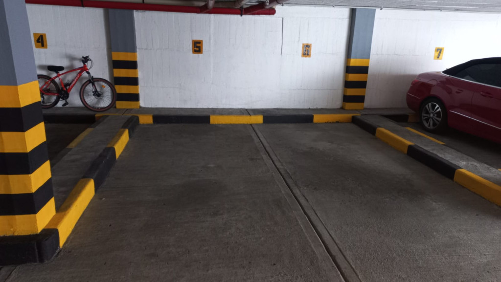 Apartamento En Arriendo - Prados Del Norte, Cali