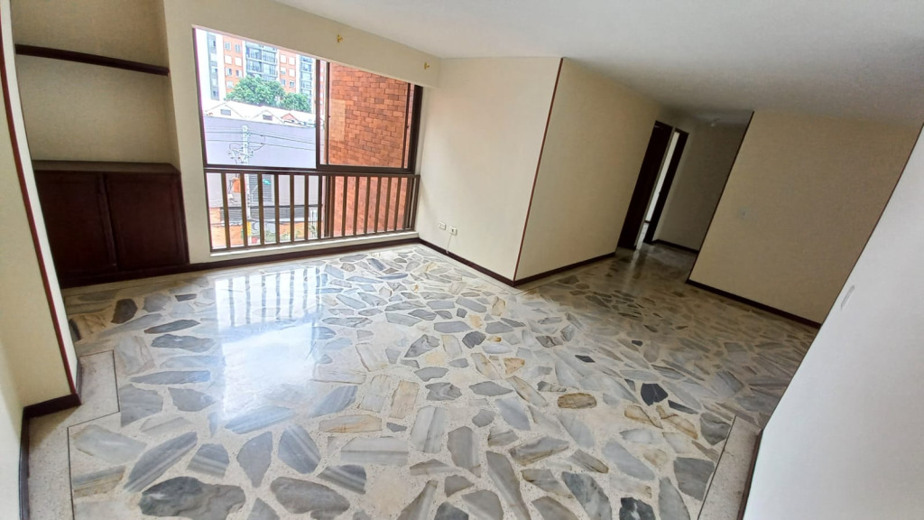 Apartamento En Arriendo - Prados Del Norte, Cali