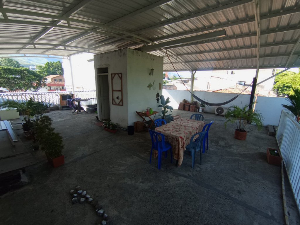 Casa En Arriendo - Prados Del Norte, Cali