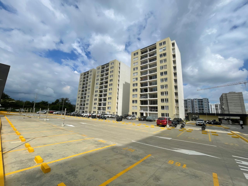 Apartamento En Arriendo - Valle Del Lili, Cali