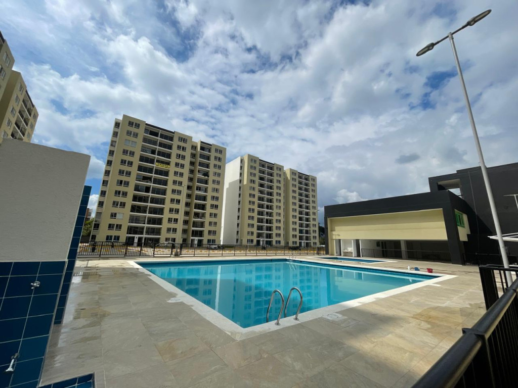 Apartamento En Arriendo - Valle Del Lili, Cali