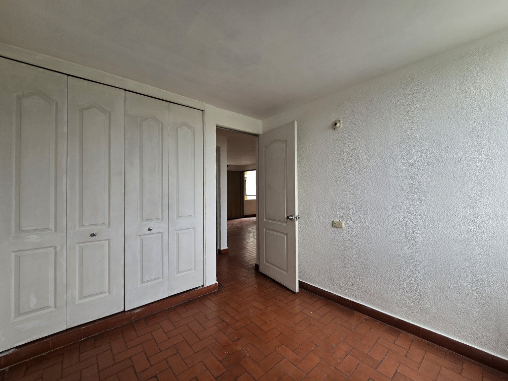 Apartamento En Venta - Brisas De Los Alamos, Cali