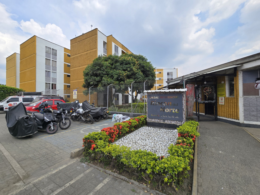 Apartamento En Venta - Brisas De Los Alamos, Cali