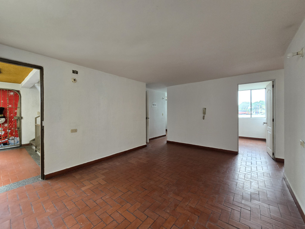 Apartamento En Venta - Brisas De Los Alamos, Cali