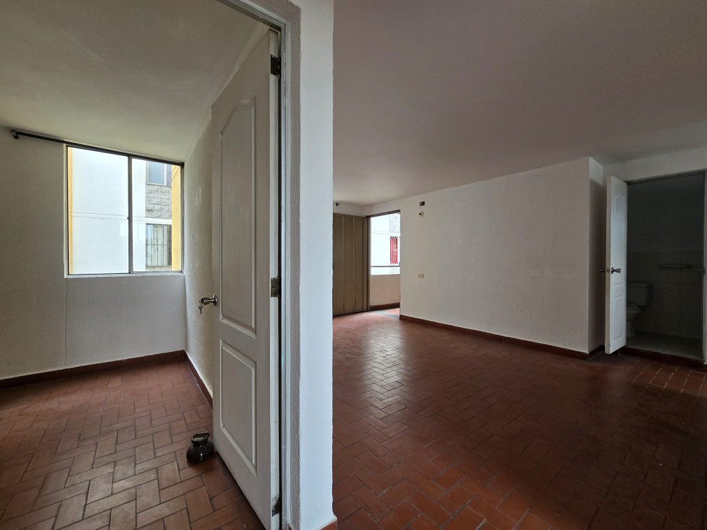 Apartamento En Venta - Brisas De Los Alamos, Cali