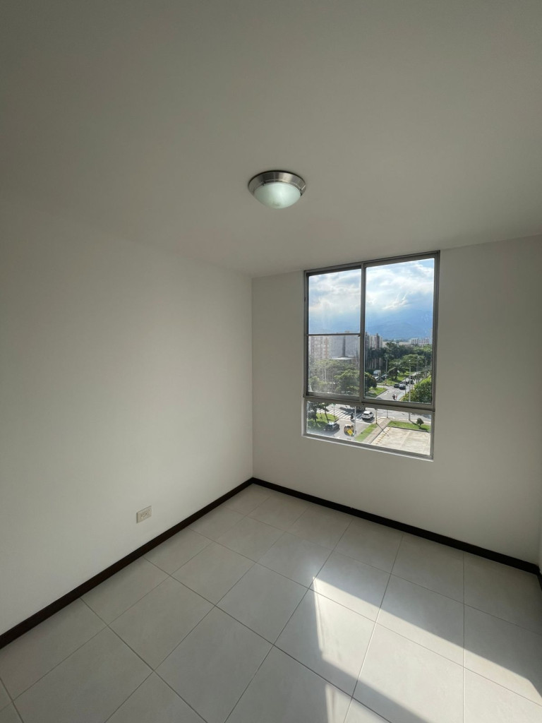 Apartamento En Arriendo - Valle Del Lili, Cali