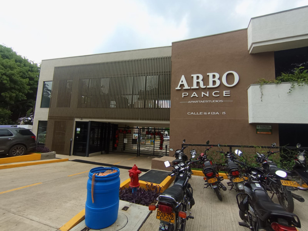 Apartaestudio En Arriendo - Pance, Cali