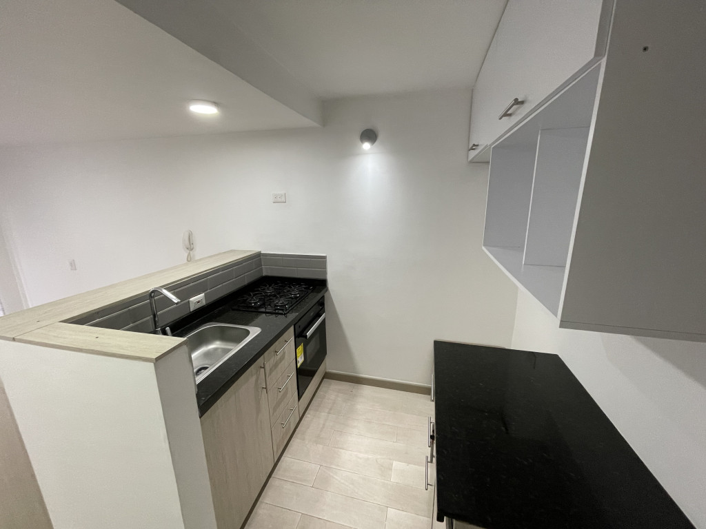 Apartaestudio En Arriendo - Urbanización La Flora, Cali