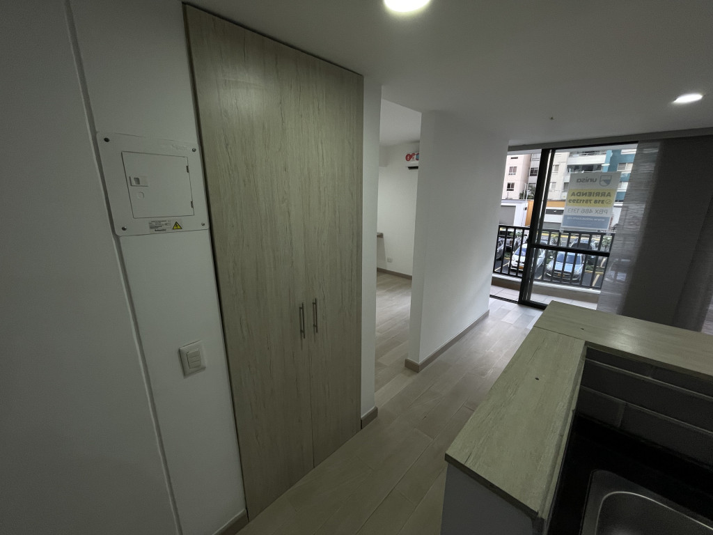 Apartaestudio En Arriendo - Urbanización La Flora, Cali