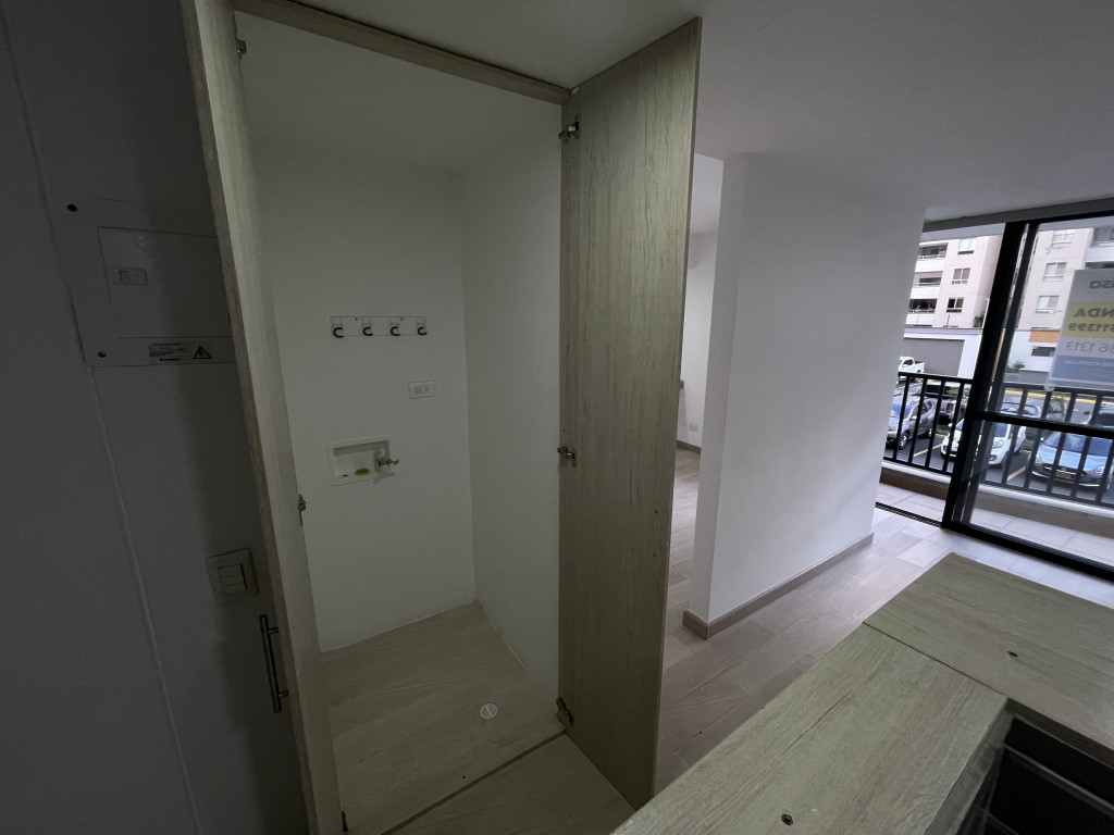 Apartaestudio En Arriendo - Urbanización La Flora, Cali