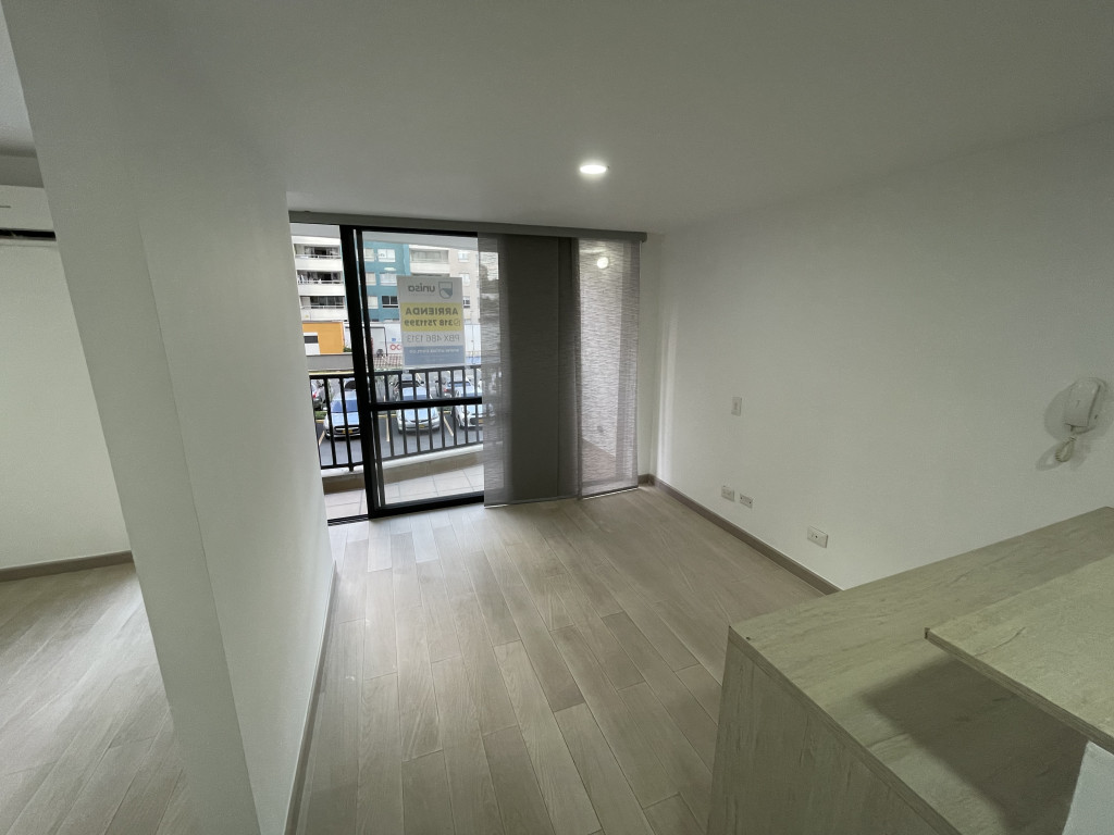 Apartaestudio En Arriendo - Urbanización La Flora, Cali