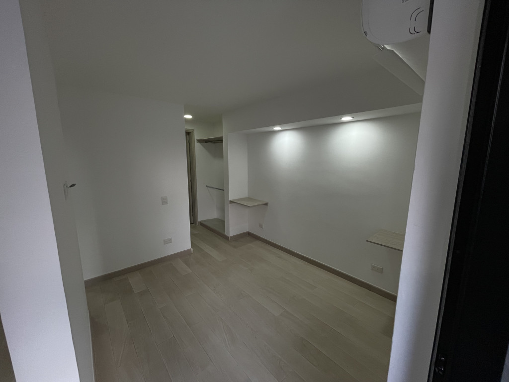 Apartaestudio En Arriendo - Urbanización La Flora, Cali