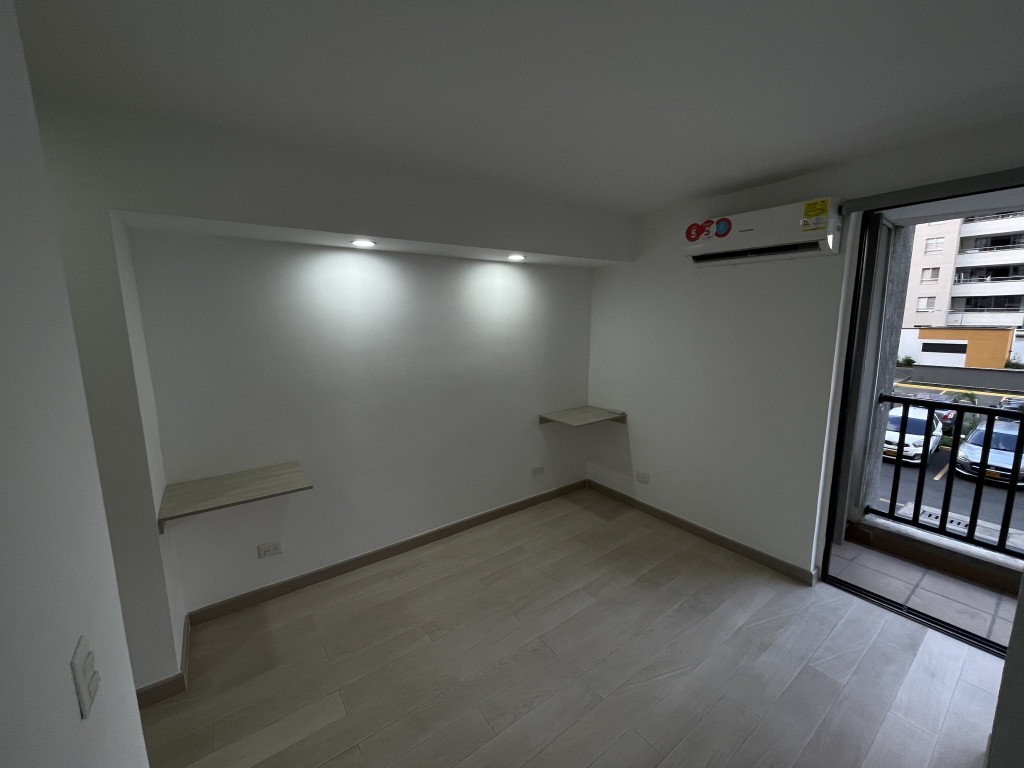 Apartaestudio En Arriendo - Urbanización La Flora, Cali