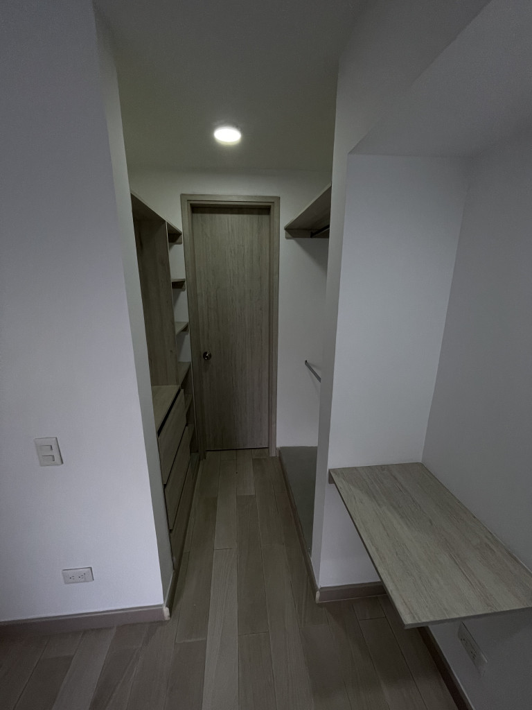 Apartaestudio En Arriendo - Urbanización La Flora, Cali