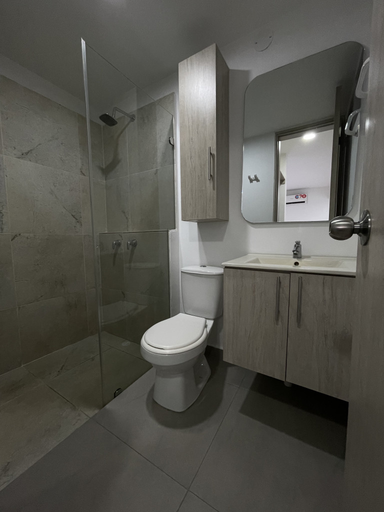 Apartaestudio En Arriendo - Urbanización La Flora, Cali