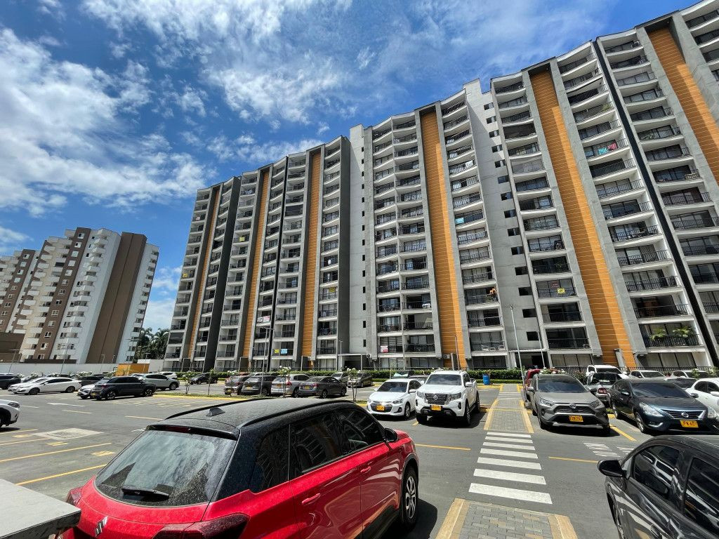 Apartaestudio En Arriendo - Urbanización La Flora, Cali