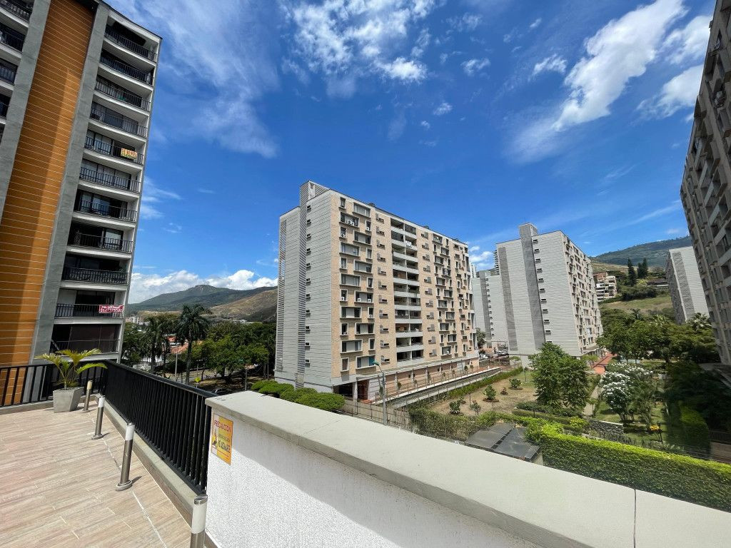 Apartaestudio En Arriendo - Urbanización La Flora, Cali