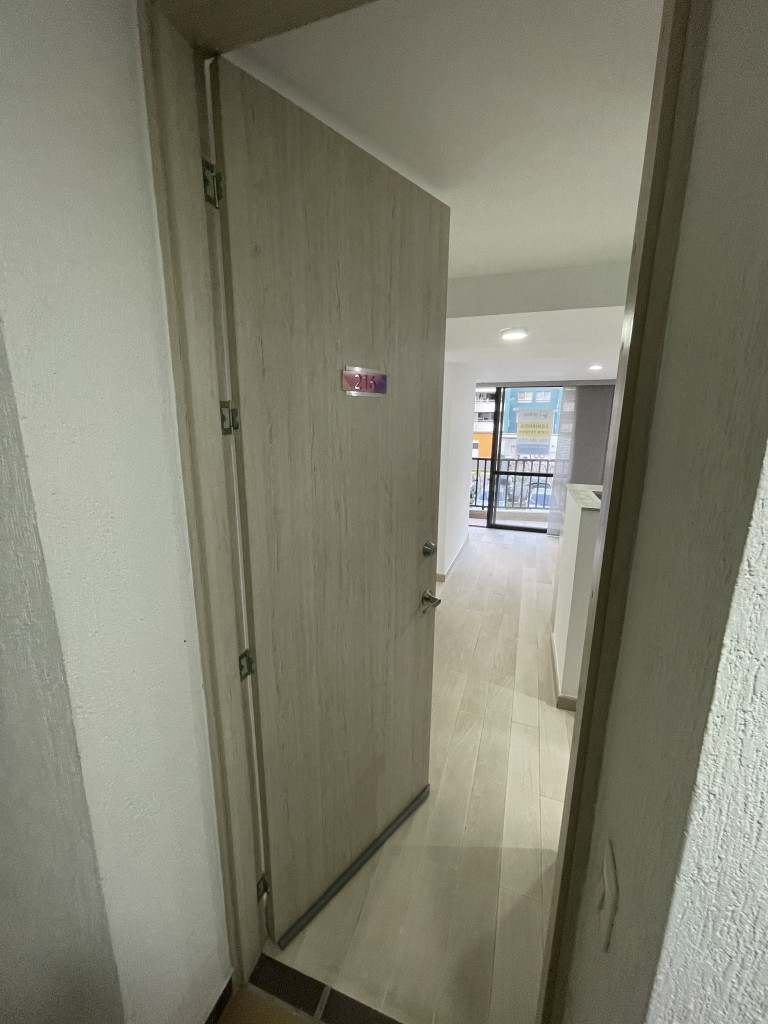 Apartaestudio En Arriendo - Urbanización La Flora, Cali