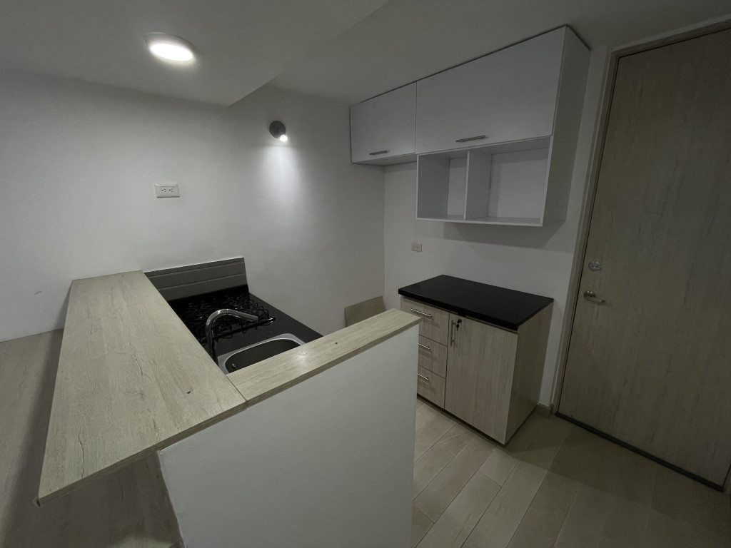 Apartaestudio En Arriendo - Urbanización La Flora, Cali