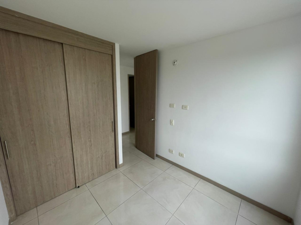Apartamento En Arriendo - Prados Del Norte, Cali
