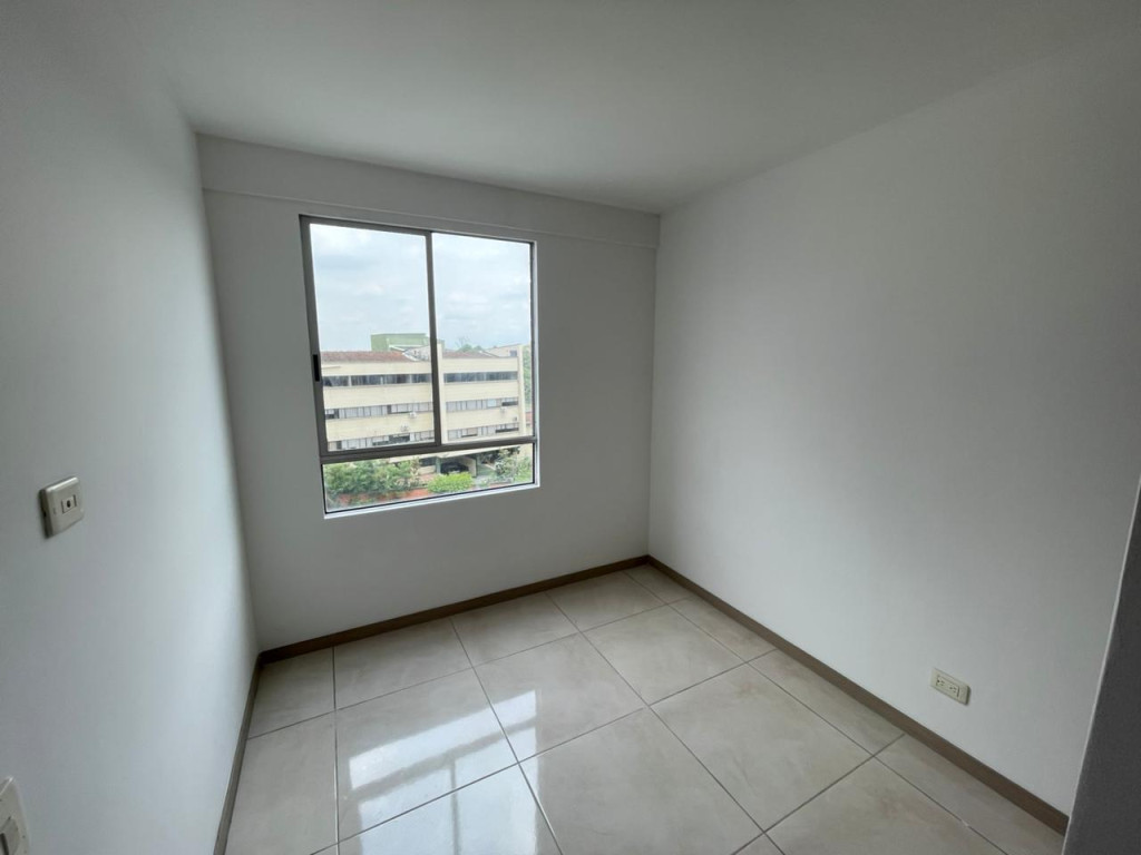 Apartamento En Arriendo - Prados Del Norte, Cali