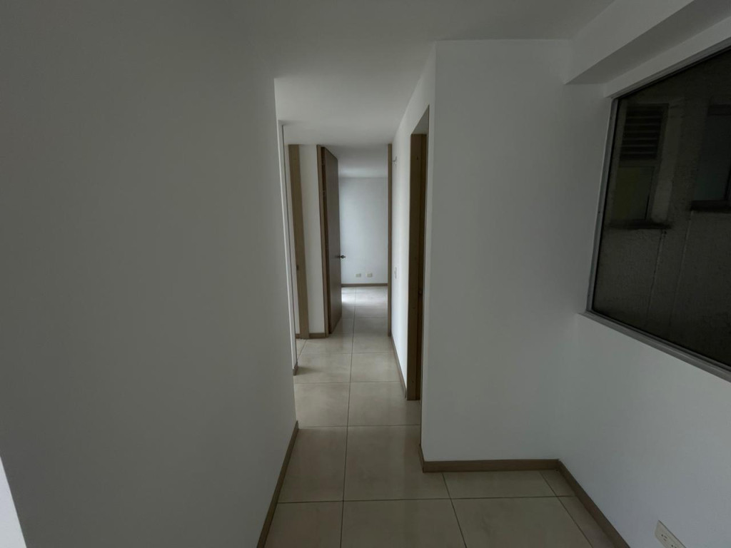 Apartamento En Arriendo - Prados Del Norte, Cali