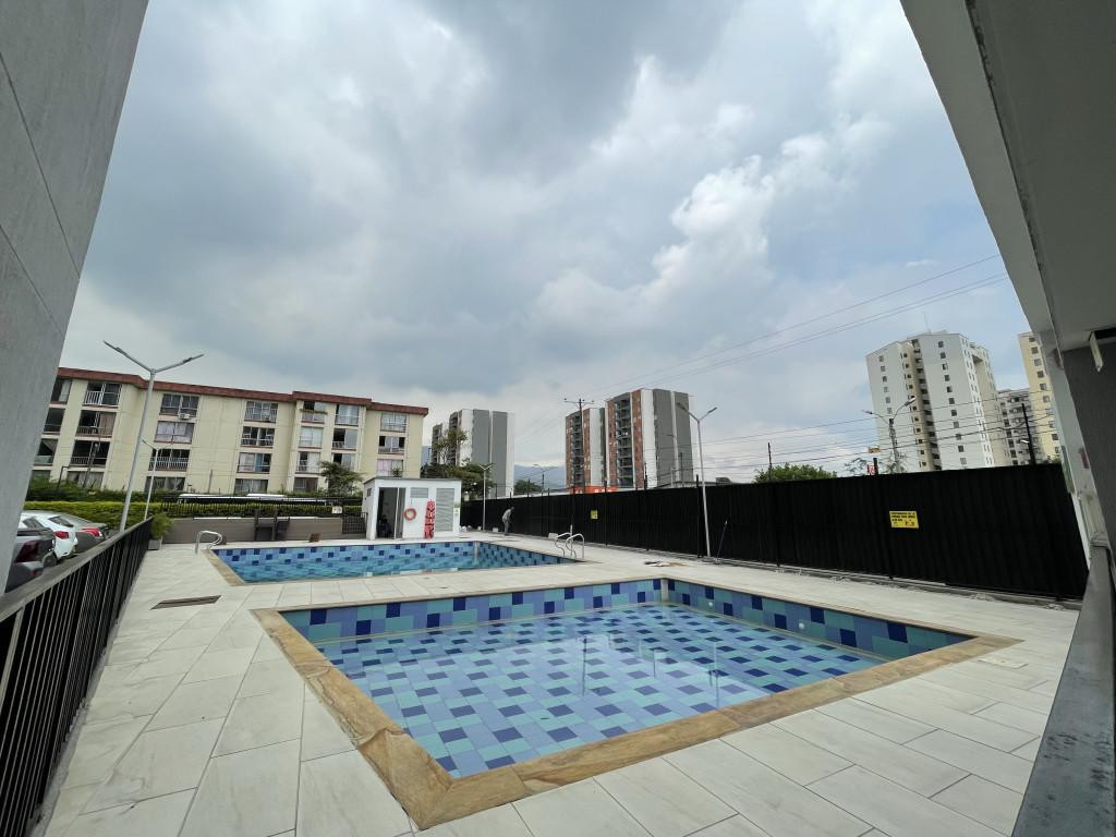 Apartamento En Arriendo - Prados Del Norte, Cali