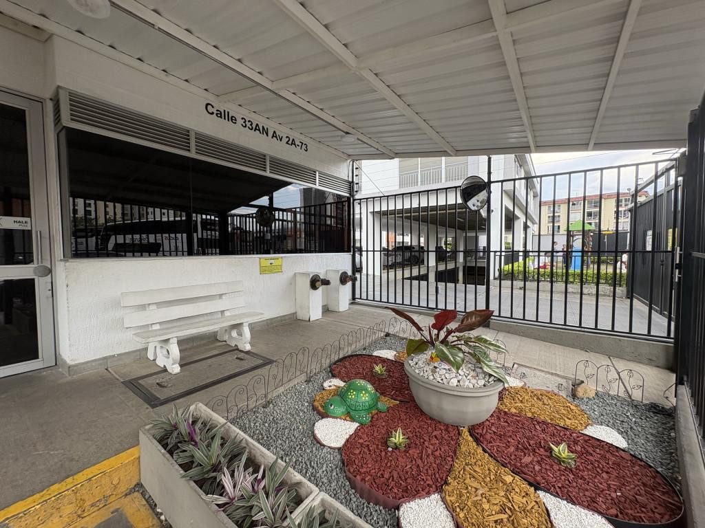 Apartamento En Arriendo - Prados Del Norte, Cali