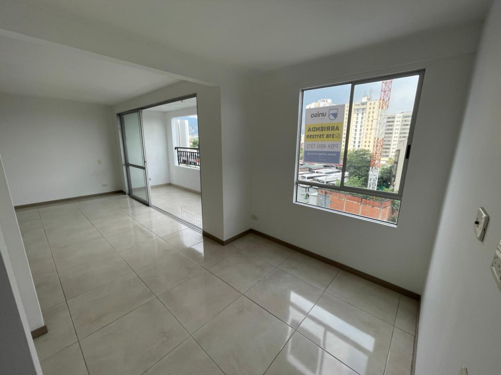Apartamento En Arriendo - Prados Del Norte, Cali
