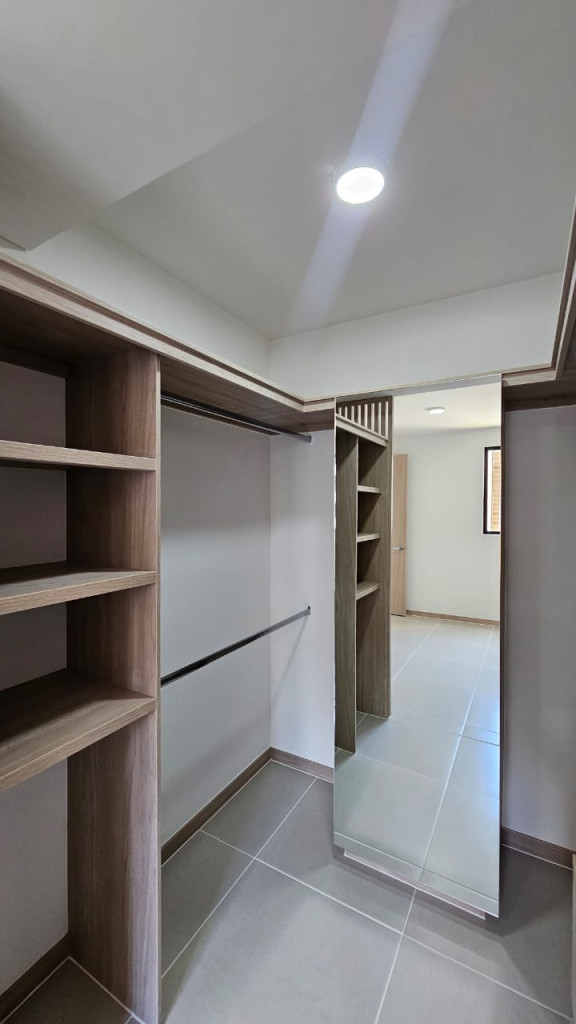 Apartamento En Arriendo - El Vivero, Cali