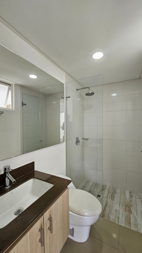 Apartamento En Arriendo - Valle Del Lili, Cali