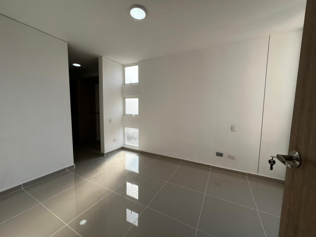 Apartamento En Arriendo - Ciudad Pacifica, Cali