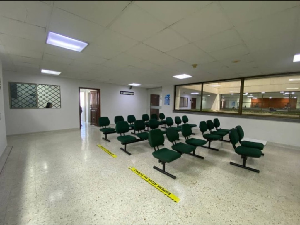 Consultorio En Arriendo - Camino Real, Cali