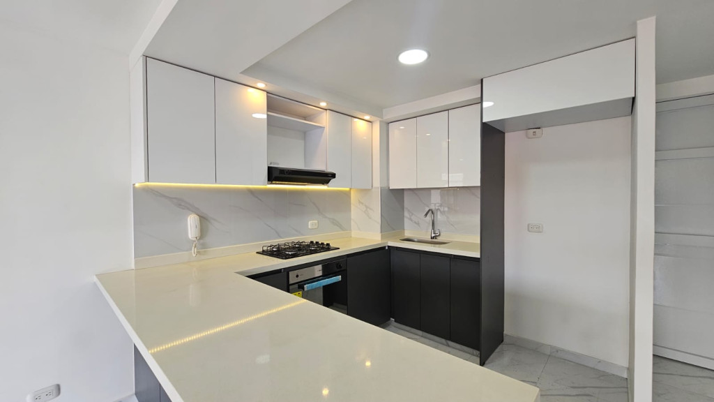 Apartamento En Arriendo - Valle Del Lili, Cali