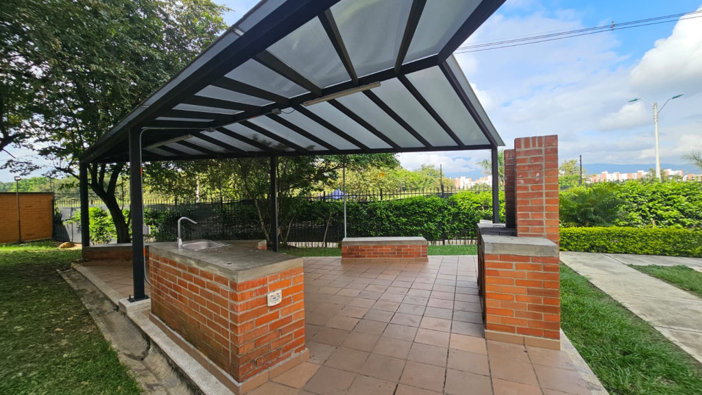 Apartamento En Arriendo - Valle Del Lili, Cali