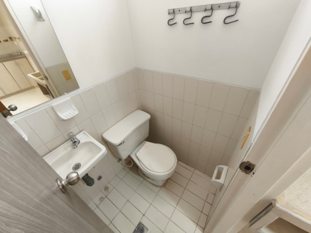 Apartamento En Venta - Urbanización La Flora, Cali