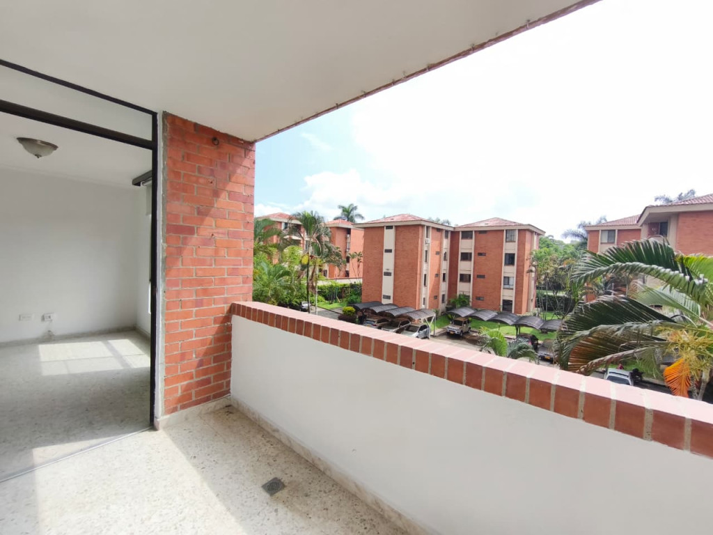 Apartamento En Venta - Urbanización La Flora, Cali