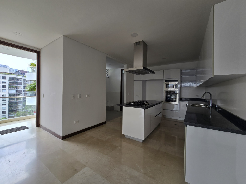 Apartamento En Venta - Santa Rita, Cali