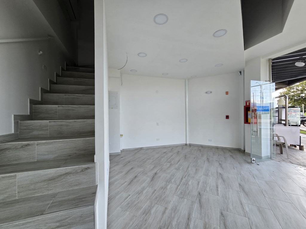 Local En Venta - El Vivero, Cali