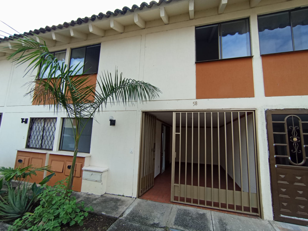 Casa En Arriendo - Metropolitano Del Norte, Cali