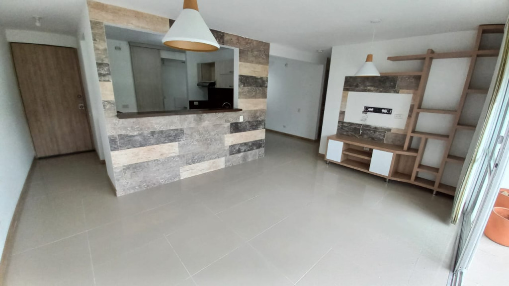 Apartamento En Arriendo - Urbanización La Flora, Cali