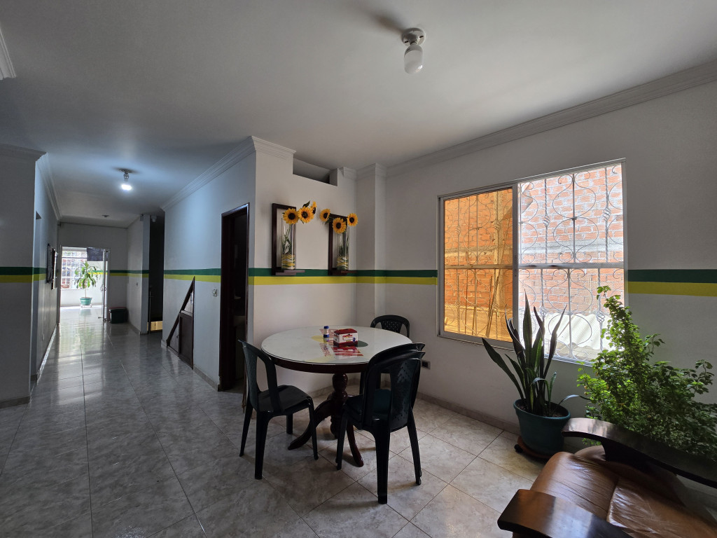 Bodega En Venta - Urbanización Colseguros, Cali