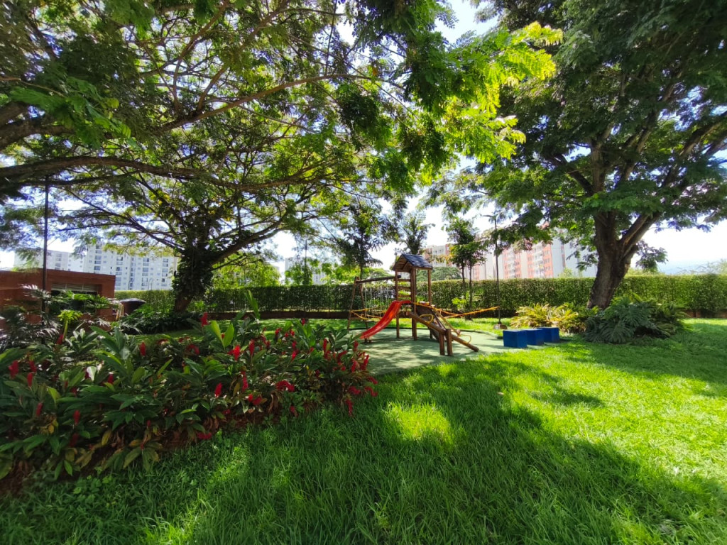 Apartamento En Arriendo - Hacienda Kachipay, Cali