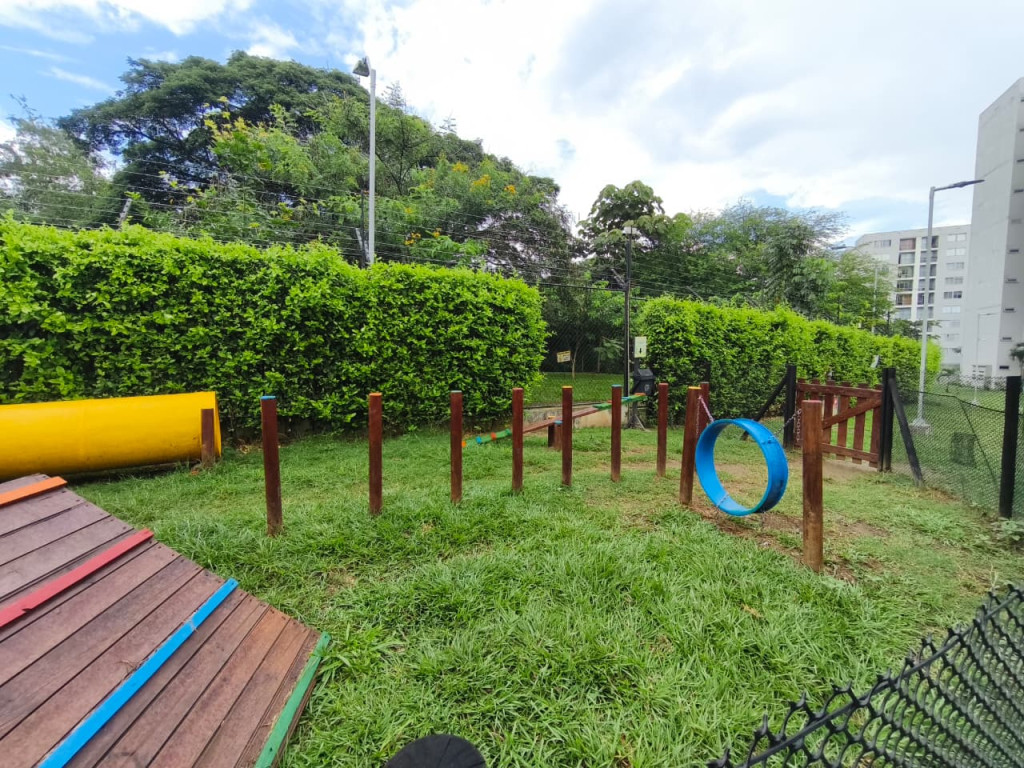 Apartamento En Arriendo - Ciudad Guabinas, Yumbo