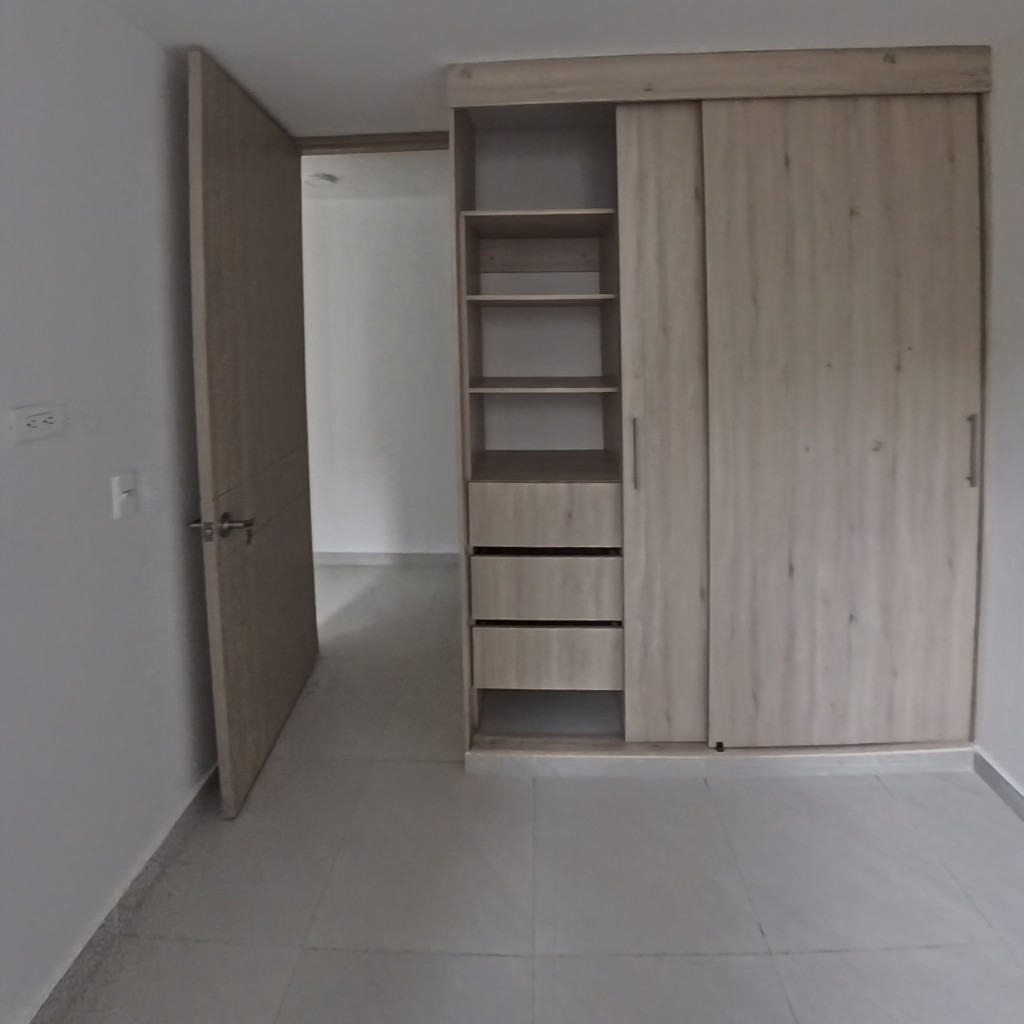 Apartamento En Venta - Aguacatal, Cali