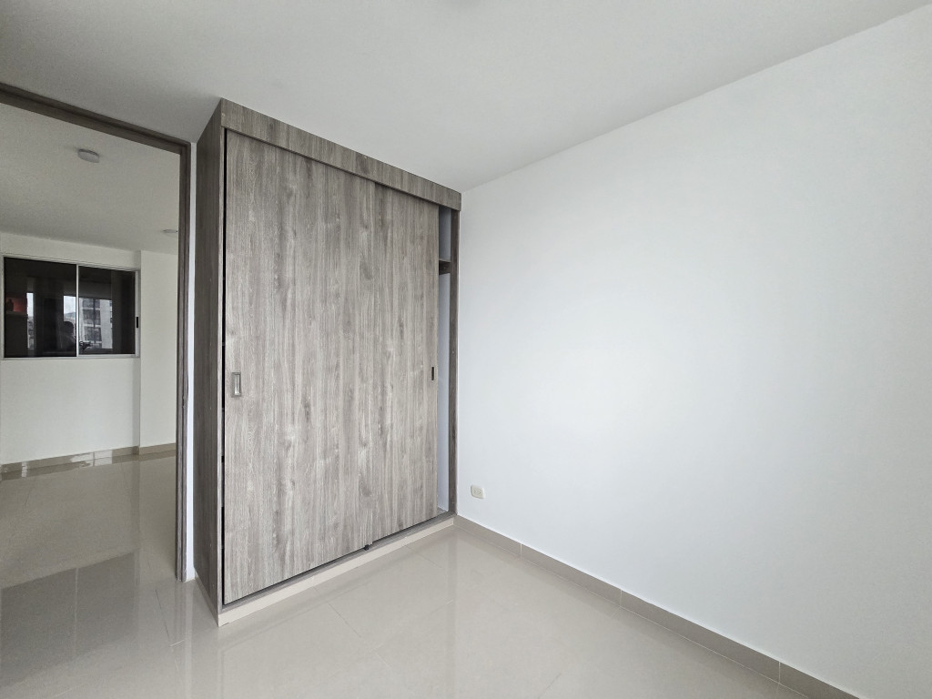 Apartamento En Venta - Ciudad Guabinas, Yumbo