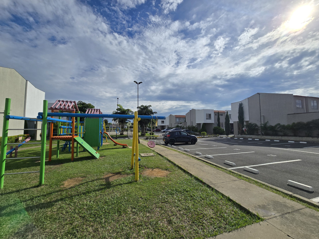 Casa En Venta - Ciudad Country, Jamundí